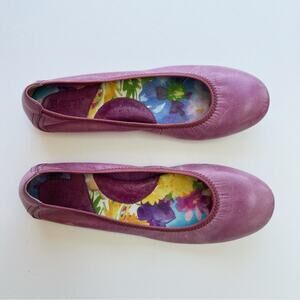 BORN Julianne Leather Ballet Flats Petunia Burnished Purple